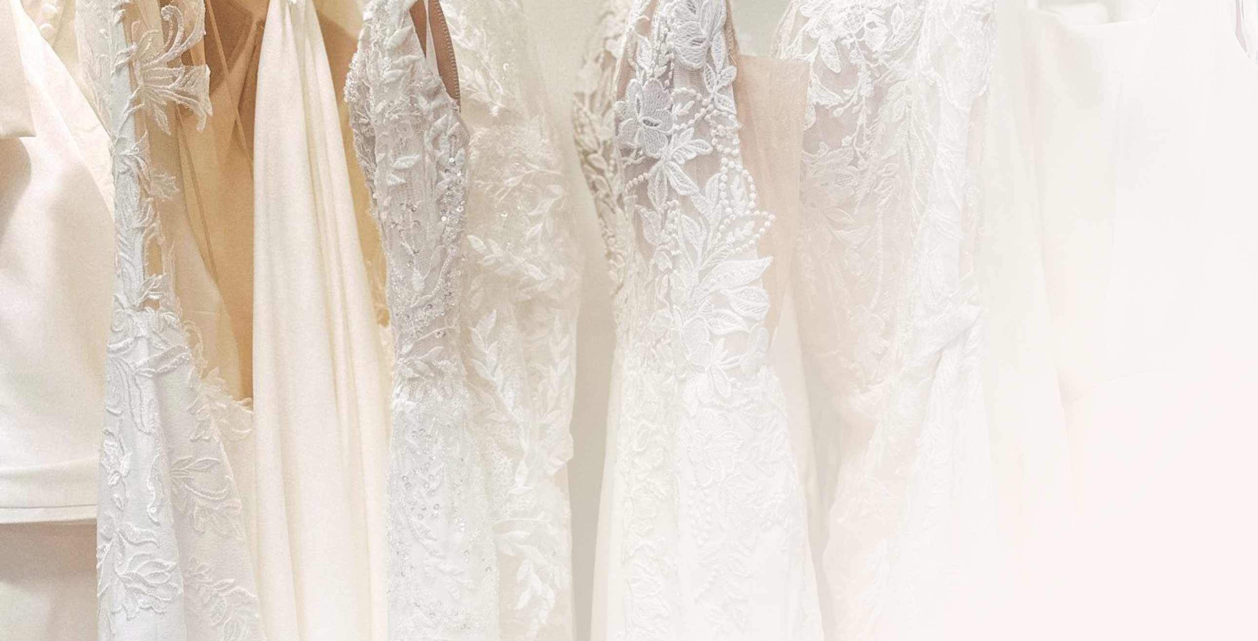 Photo of the bridal gowns - Desktop Image